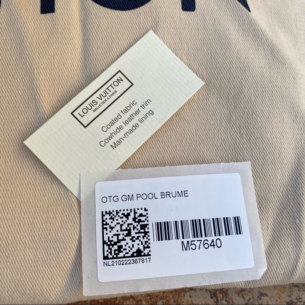 SOLD Louis Vuitton By The Pool Onthego GM Giant Monogram Tote - Picture 16 of 16